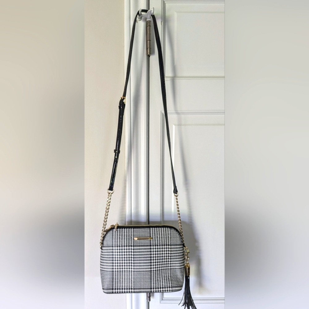 FINAL MARKDOWN...Kelly & Katie Houndstooth Crossbody Bag